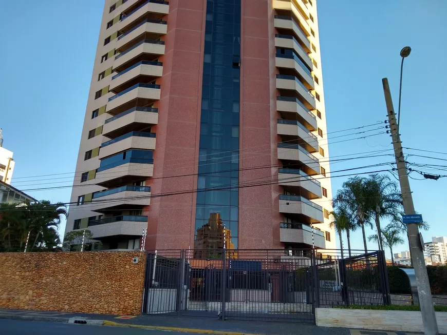 Foto 1 de Apartamento com 4 Quartos à venda, 170m² em Centro, Sorocaba