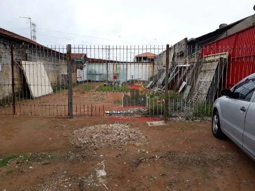 Foto 1 de Lote/Terreno à venda, 300m² em Parque Industrial, São José dos Campos