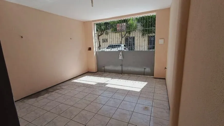 Foto 1 de Casa com 3 Quartos à venda, 170m² em Sao Caetano, Salvador