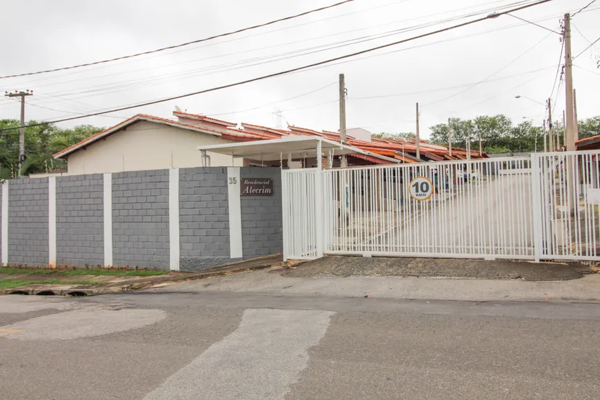 Foto 1 de Casa com 2 Quartos à venda, 95m² em Zona Industrial, Sorocaba