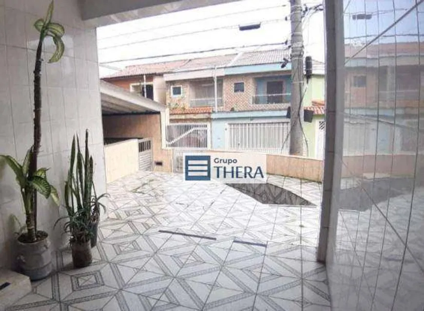 Foto 1 de Casa com 2 Quartos à venda, 222m² em Vila Scarpelli, Santo André