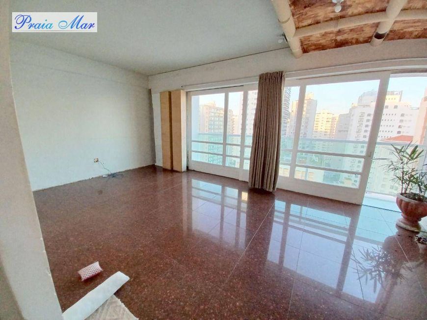 Foto 1 de Apartamento com 3 Quartos à venda, 130m² em Praia das Pitangueiras, Guarujá