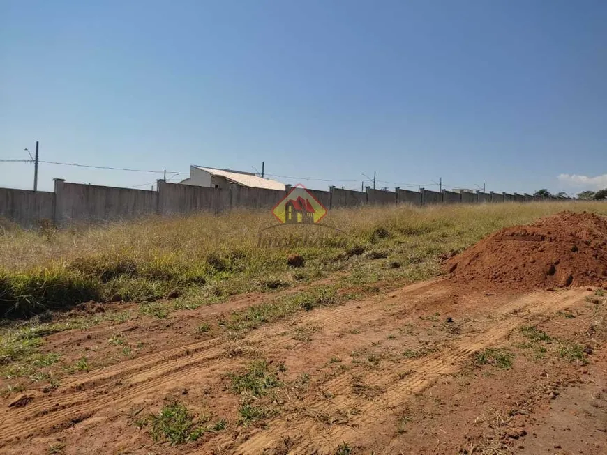 Foto 1 de Lote/Terreno à venda, 250m² em Itapecirica, Taubaté