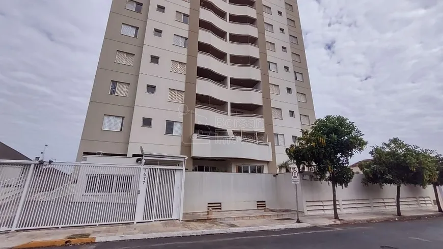 Foto 1 de Apartamento com 3 Quartos à venda, 105m² em Jardim do Carmo, Araraquara