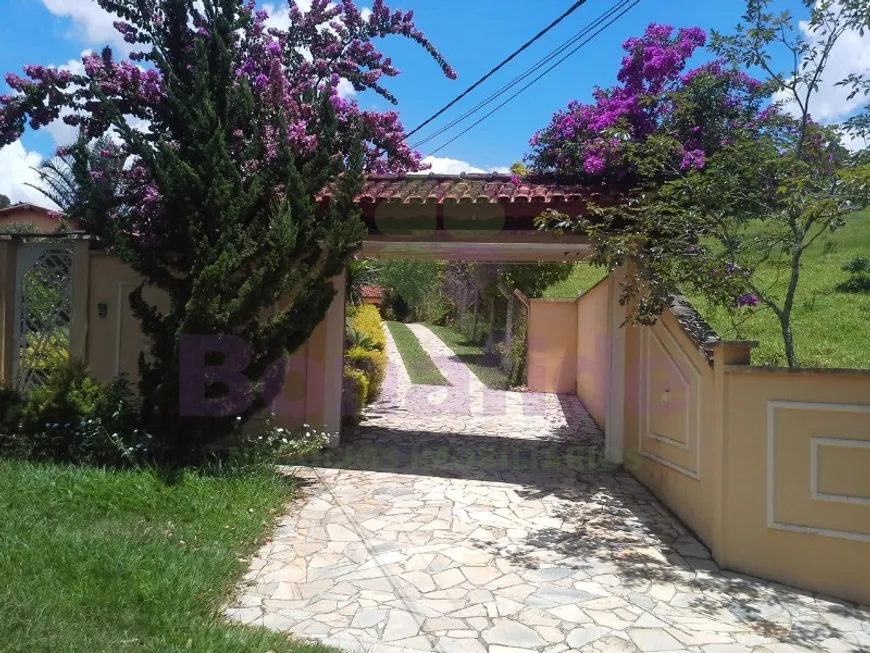 Foto 1 de Fazenda/Sítio com 3 Quartos à venda, 384m² em Rio Acima, Jundiaí