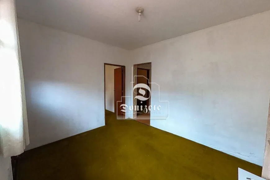 Foto 1 de Casa com 2 Quartos à venda, 66m² em Vila Curuçá, Santo André