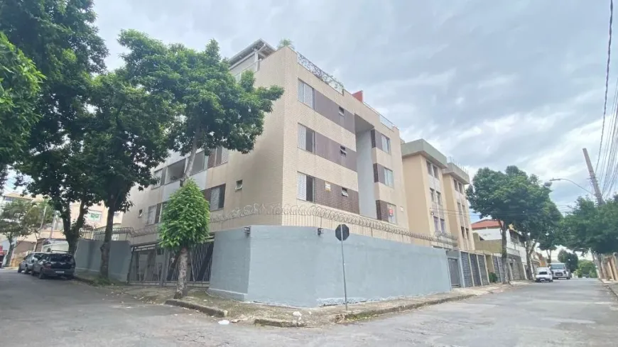 Foto 1 de Apartamento com 3 Quartos à venda, 77m² em Padre Eustáquio, Belo Horizonte