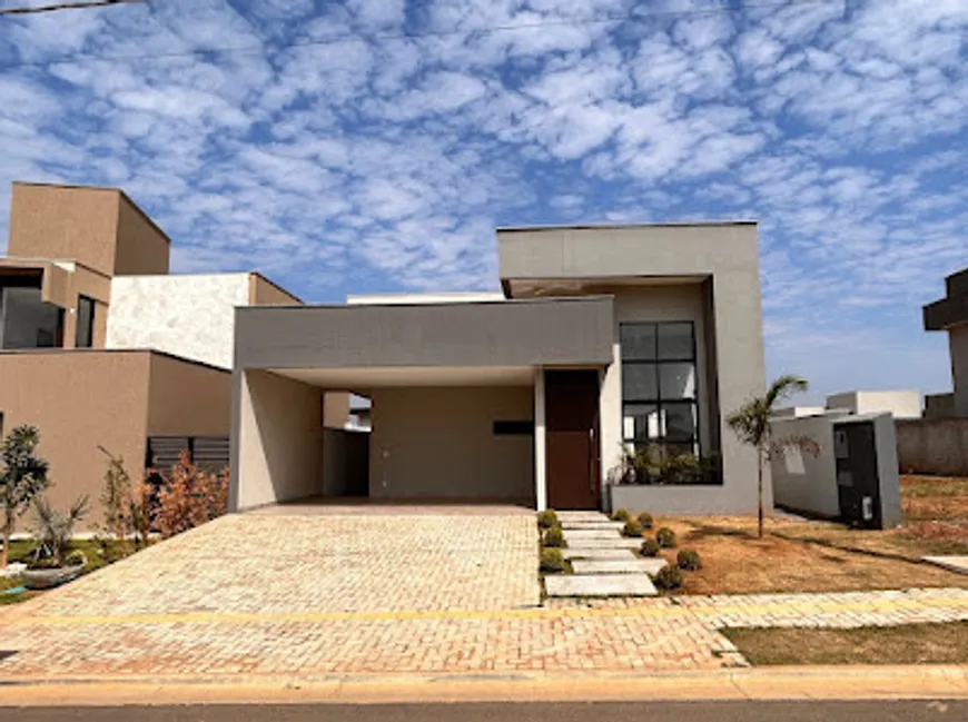 Foto 1 de Casa de Condomínio com 3 Quartos à venda, 156m² em Jardins Bolonha, Senador Canedo