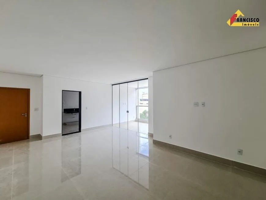 Foto 1 de Apartamento com 3 Quartos à venda, 135m² em Centro, Divinópolis