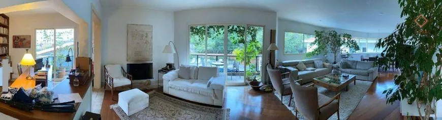 Foto 1 de Apartamento com 3 Quartos à venda, 217m² em Vila Madalena, São Paulo