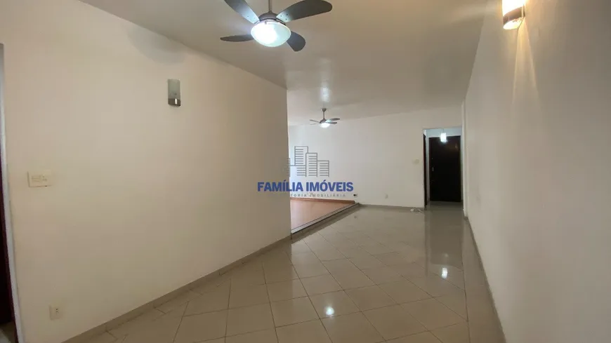 Foto 1 de Apartamento com 3 Quartos para venda ou aluguel, 140m² em Marapé, Santos