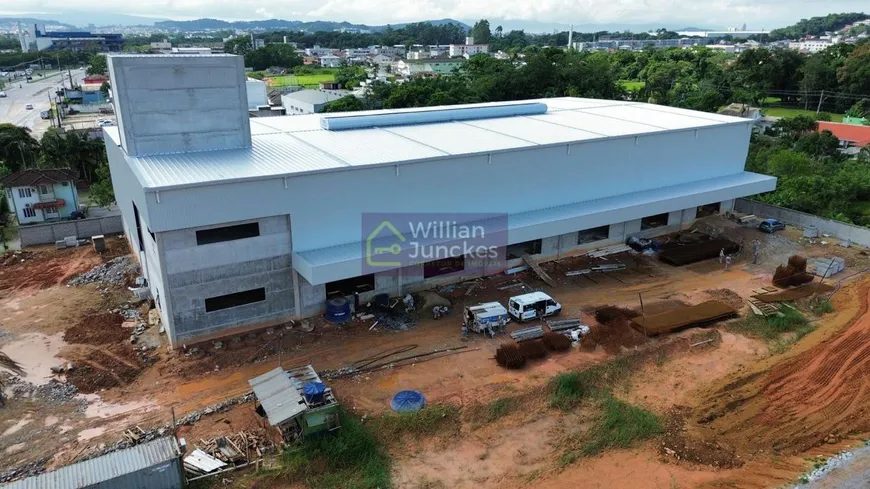 Foto 1 de Galpão/Depósito/Armazém para alugar, 3090m² em Sertao do Maruim, São José