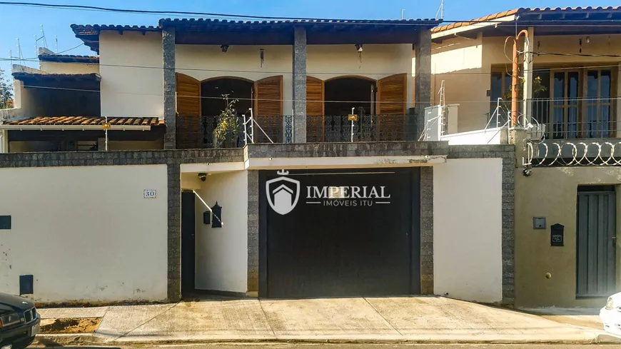 Foto 1 de Casa com 3 Quartos à venda, 199m² em Brasil, Itu