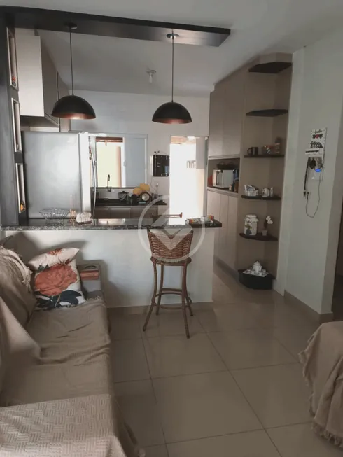 Foto 1 de Casa com 3 Quartos à venda, 250m² em Jardim Patrícia, Uberlândia