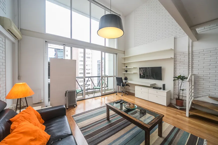 Foto 1 de Apartamento com 2 Quartos para alugar, 131m² em Itaim Bibi, São Paulo