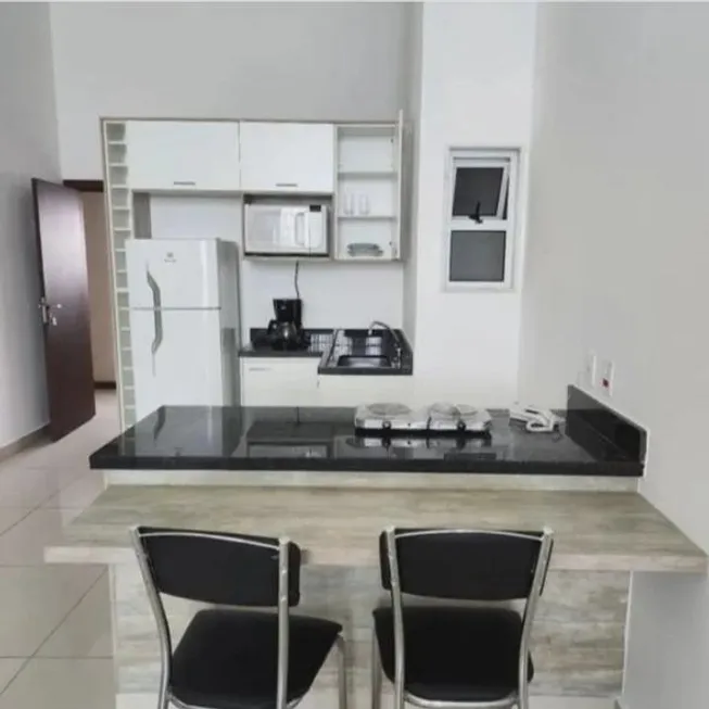 Foto 1 de Flat com 1 Quarto para alugar, 28m² em Costa Do Sol, Macaé