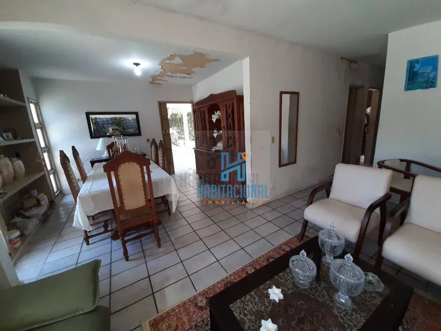 Foto 1 de Casa com 4 Quartos à venda, 258m² em Ponta Negra, Natal