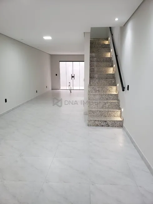 Foto 1 de Sobrado com 3 Quartos à venda, 120m² em Vila Mafra, São Paulo