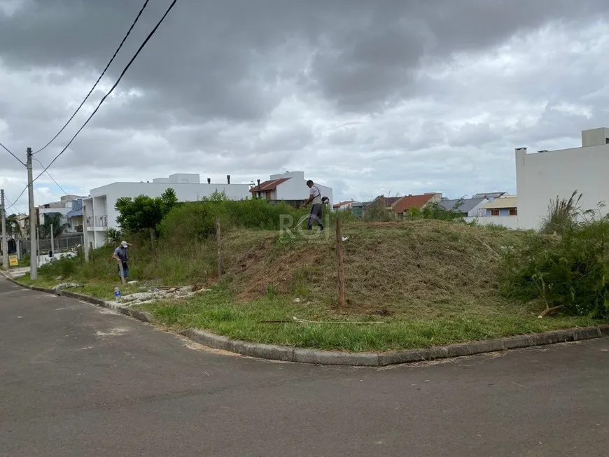 Foto 1 de Lote/Terreno à venda, 241m² em Guarujá, Porto Alegre