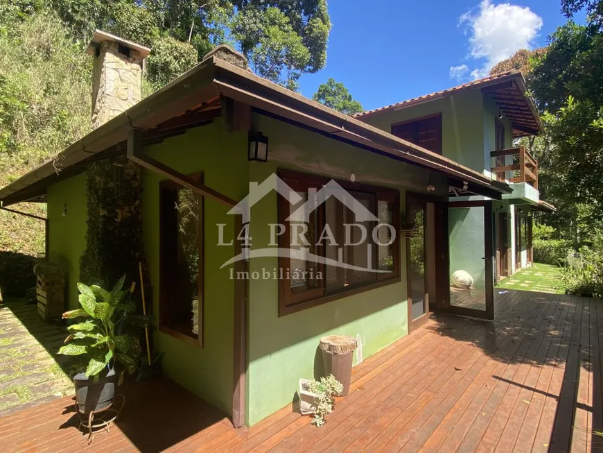 Foto 1 de Casa com 3 Quartos à venda, 110m² em Araras, Petrópolis