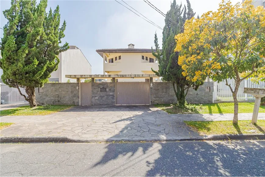 Foto 1 de Casa com 4 Quartos à venda, 486m² em Centro, São José dos Pinhais