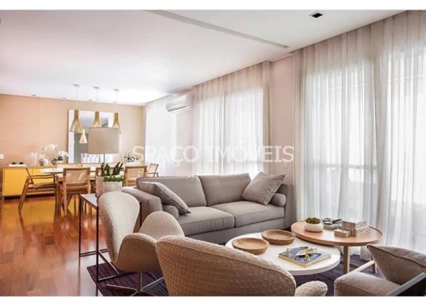 Foto 1 de Apartamento com 3 Quartos à venda, 142m² em Jardim Brasil, São Paulo
