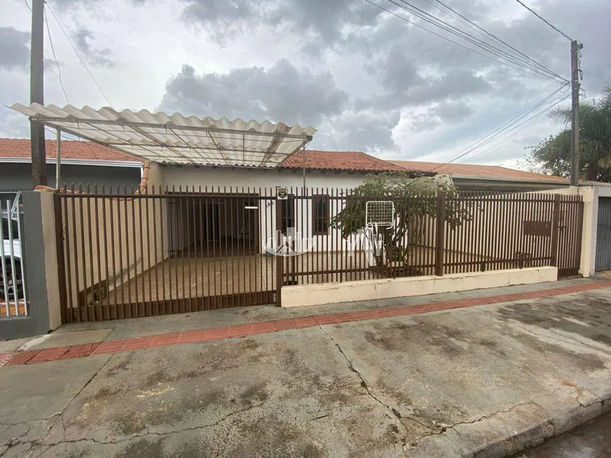 Foto 1 de Casa com 3 Quartos à venda, 85m² em Waldemar Hauer, Londrina