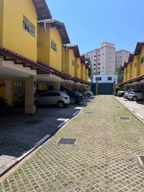 Foto 1 de Casa de Condomínio com 3 Quartos à venda, 140m² em Jardim Monte Kemel, São Paulo