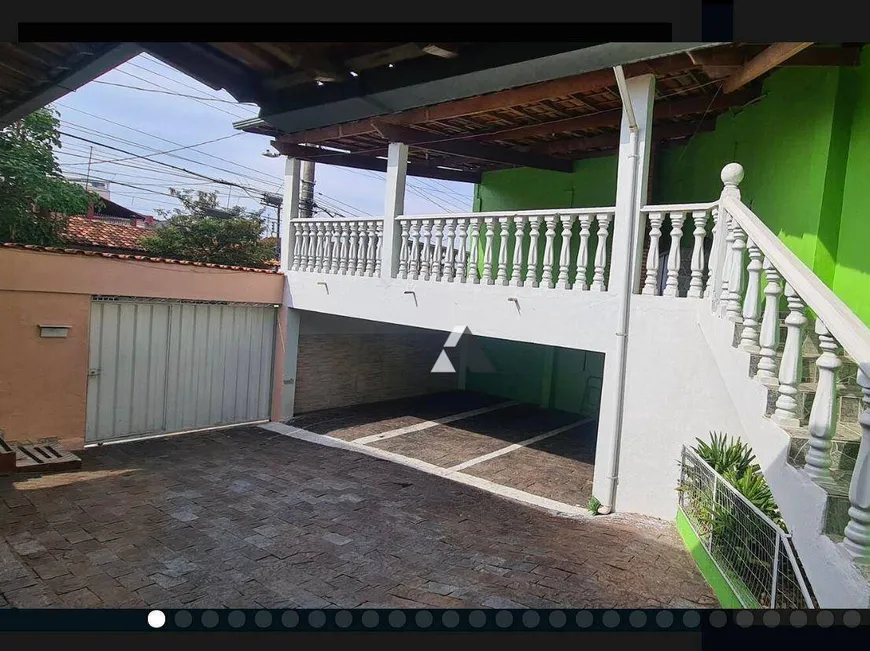 Foto 1 de Casa com 2 Quartos à venda, 181m² em Minascaixa, Belo Horizonte