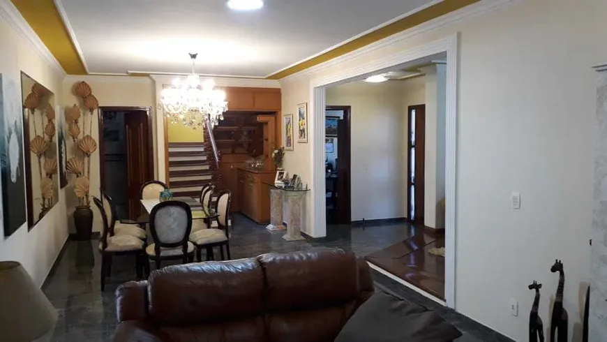 Foto 1 de Casa com 4 Quartos à venda, 316m² em Jardim Eulina, Campinas