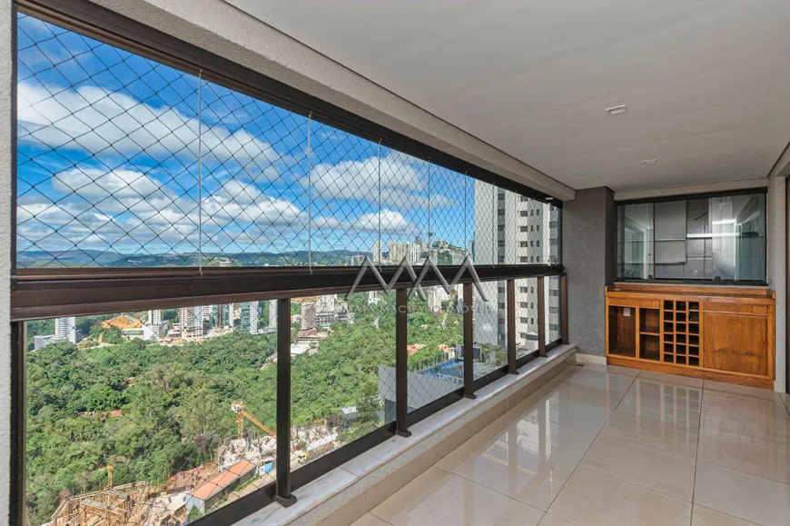 Foto 1 de Apartamento com 4 Quartos à venda, 166m² em Vila da Serra, Nova Lima