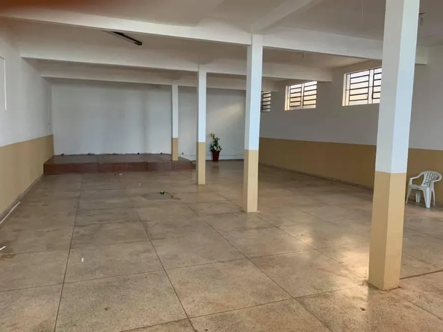 Foto 1 de Ponto Comercial à venda, 180m² em Centro, Guapiaçu