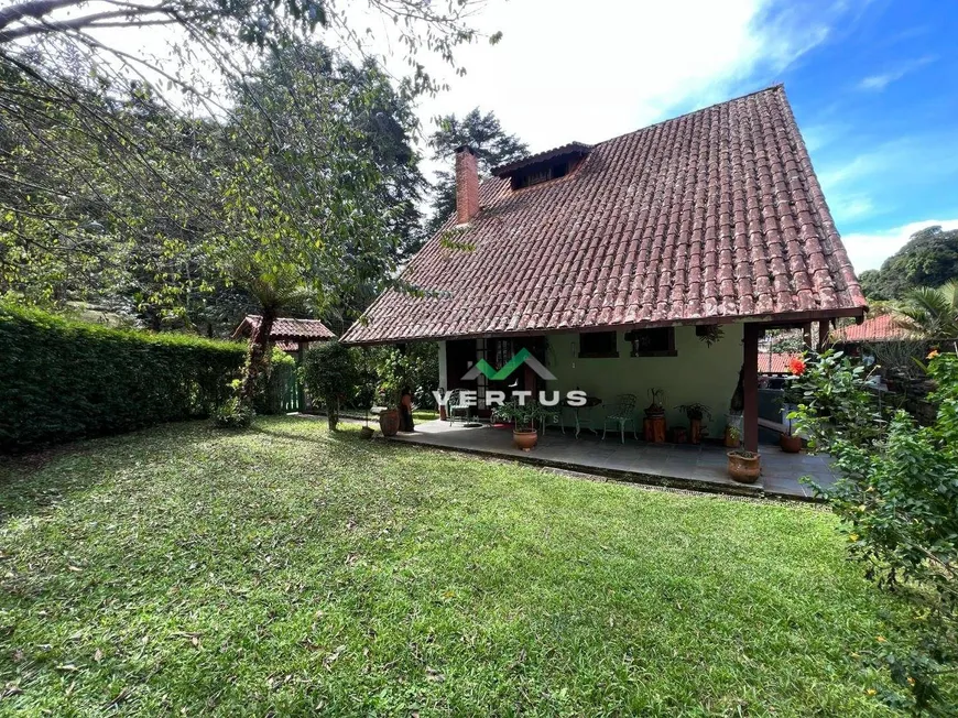 Foto 1 de Casa com 4 Quartos à venda, 183m² em Alto, Teresópolis