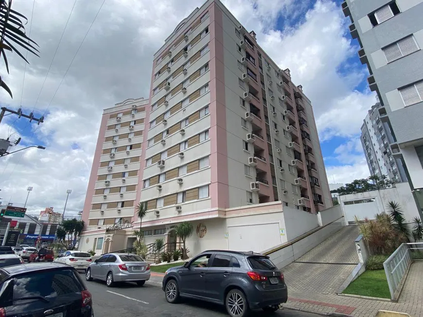 Foto 1 de Apartamento com 3 Quartos à venda, 79m² em Michel, Criciúma