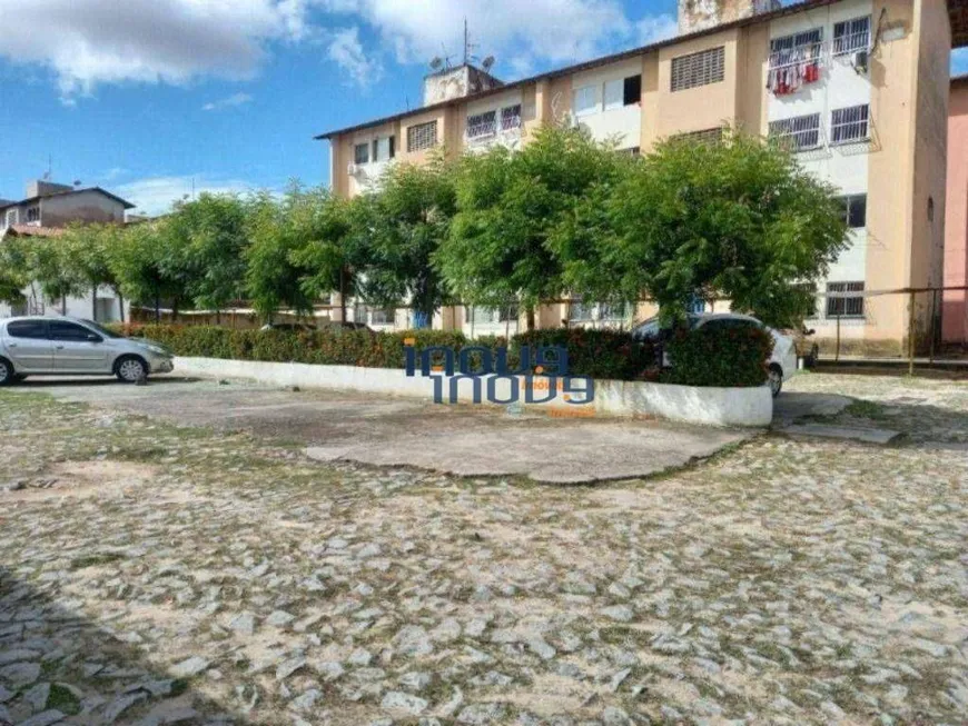 Foto 1 de Apartamento com 2 Quartos à venda, 42m² em Vila Peri, Fortaleza