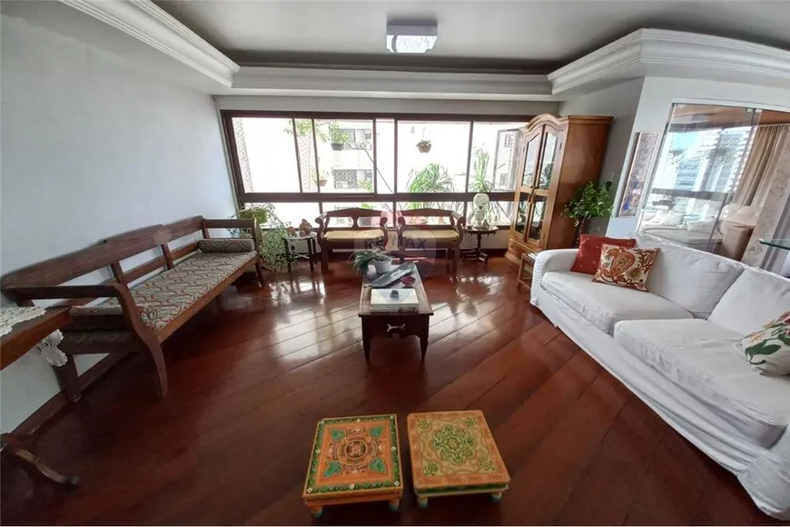 Foto 1 de Apartamento com 4 Quartos à venda, 182m² em Caminho Das Árvores, Salvador