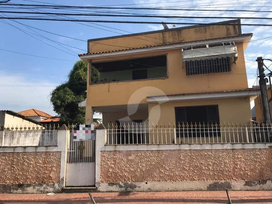 Foto 1 de Casa com 3 Quartos à venda, 135m² em Centro, São Gonçalo