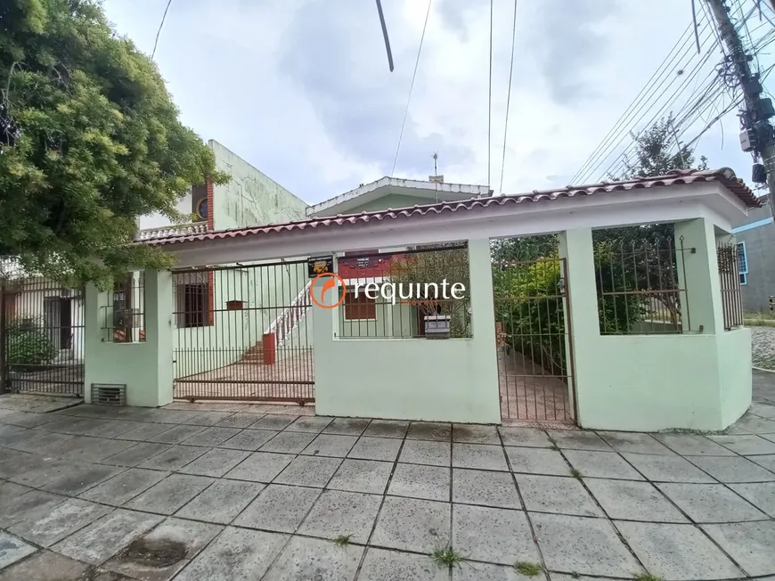 Foto 1 de Casa com 4 Quartos à venda, 150m² em Centro, Pelotas