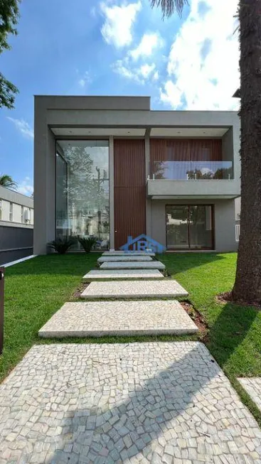 Foto 1 de Casa de Condomínio com 4 Quartos à venda, 558m² em Alphaville, Barueri