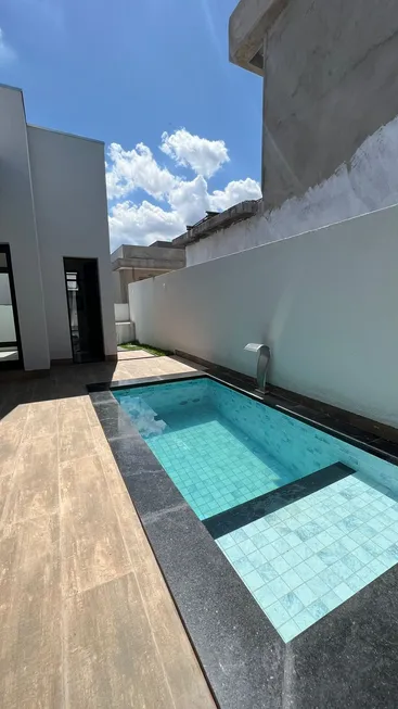 Foto 1 de Casa de Condomínio com 3 Quartos à venda, 186m² em Jardim Imperial, Cuiabá