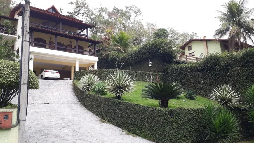 Foto 1 de Casa de Condomínio com 4 Quartos à venda, 600m² em Matapaca, Niterói