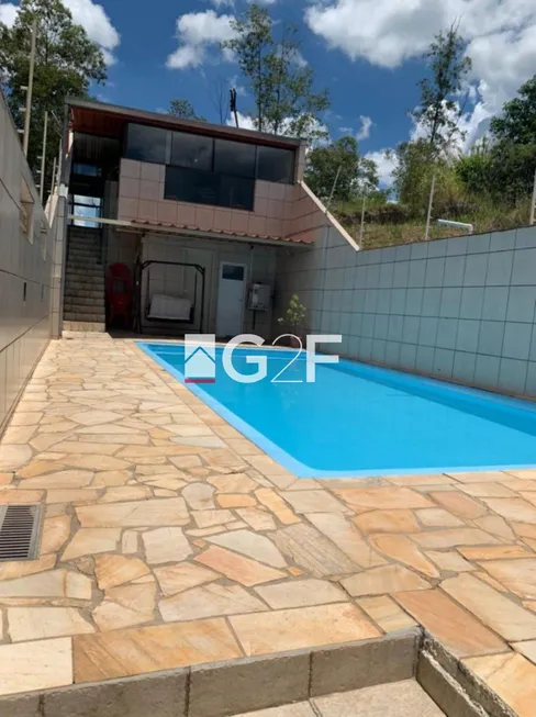 Foto 1 de Sobrado com 4 Quartos à venda, 300m² em Jardim Silmara, Amparo