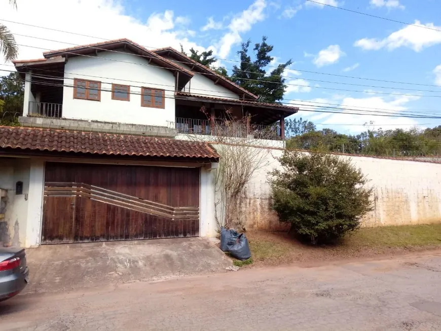 Foto 1 de Casa de Condomínio com 3 Quartos para venda ou aluguel, 279m² em Granja Viana, Carapicuíba