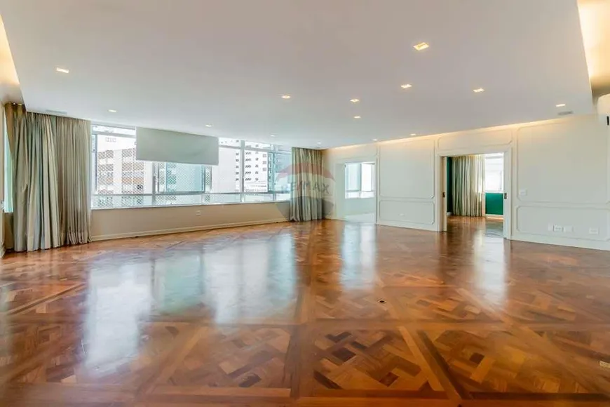 Foto 1 de Apartamento com 4 Quartos à venda, 452m² em Higienópolis, São Paulo