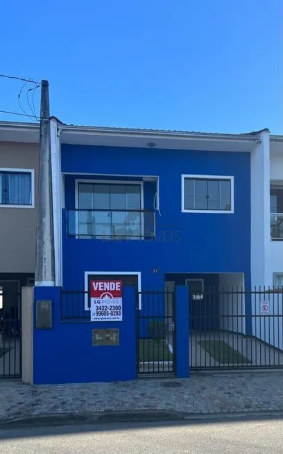 Foto 1 de Sobrado com 3 Quartos à venda, 114m² em Anita Garibaldi, Joinville