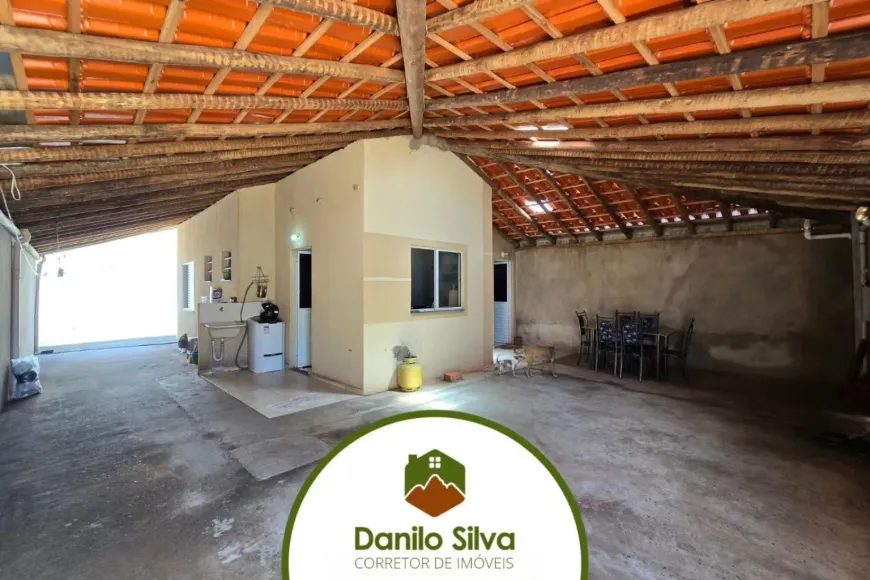 Foto 1 de Casa com 2 Quartos à venda, 90m² em Independência, Montes Claros