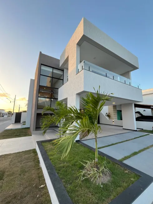 Foto 1 de Casa de Condomínio com 4 Quartos à venda, 360m² em Aruana, Aracaju