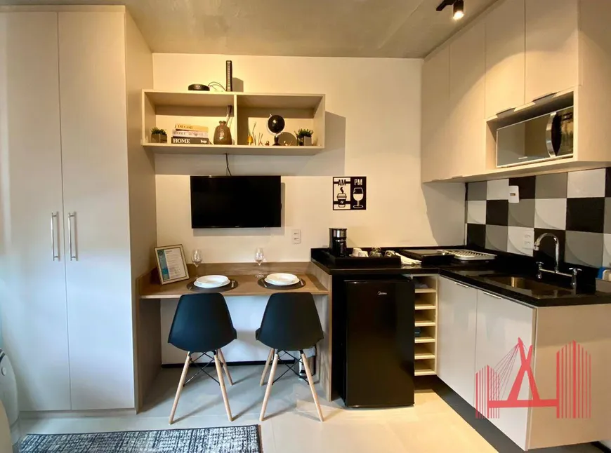 Foto 1 de Apartamento com 1 Quarto para alugar, 17m² em Consolação, São Paulo