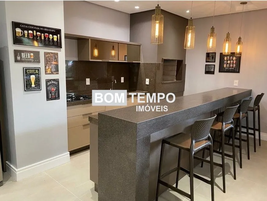 Foto 1 de Apartamento com 3 Quartos à venda, 68m² em Santo Antônio, Porto Alegre