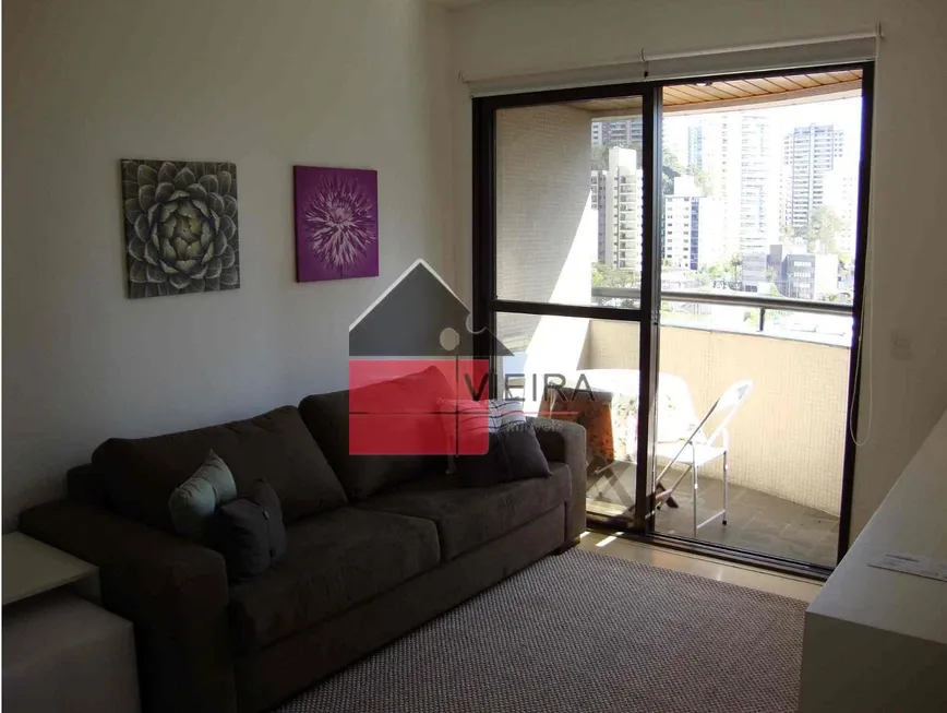 Foto 1 de Apartamento com 1 Quarto para alugar, 40m² em Vila Suzana, São Paulo